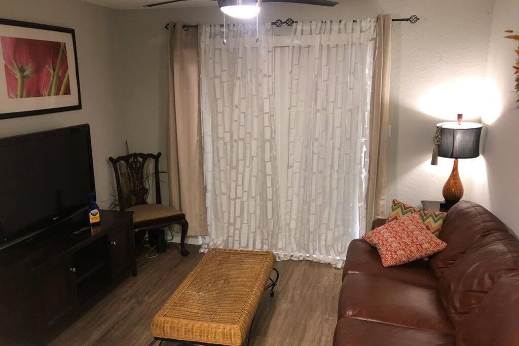 تشارلوت Lovely 1-Bedroom Rental Space With Free Parking المظهر الخارجي الصورة